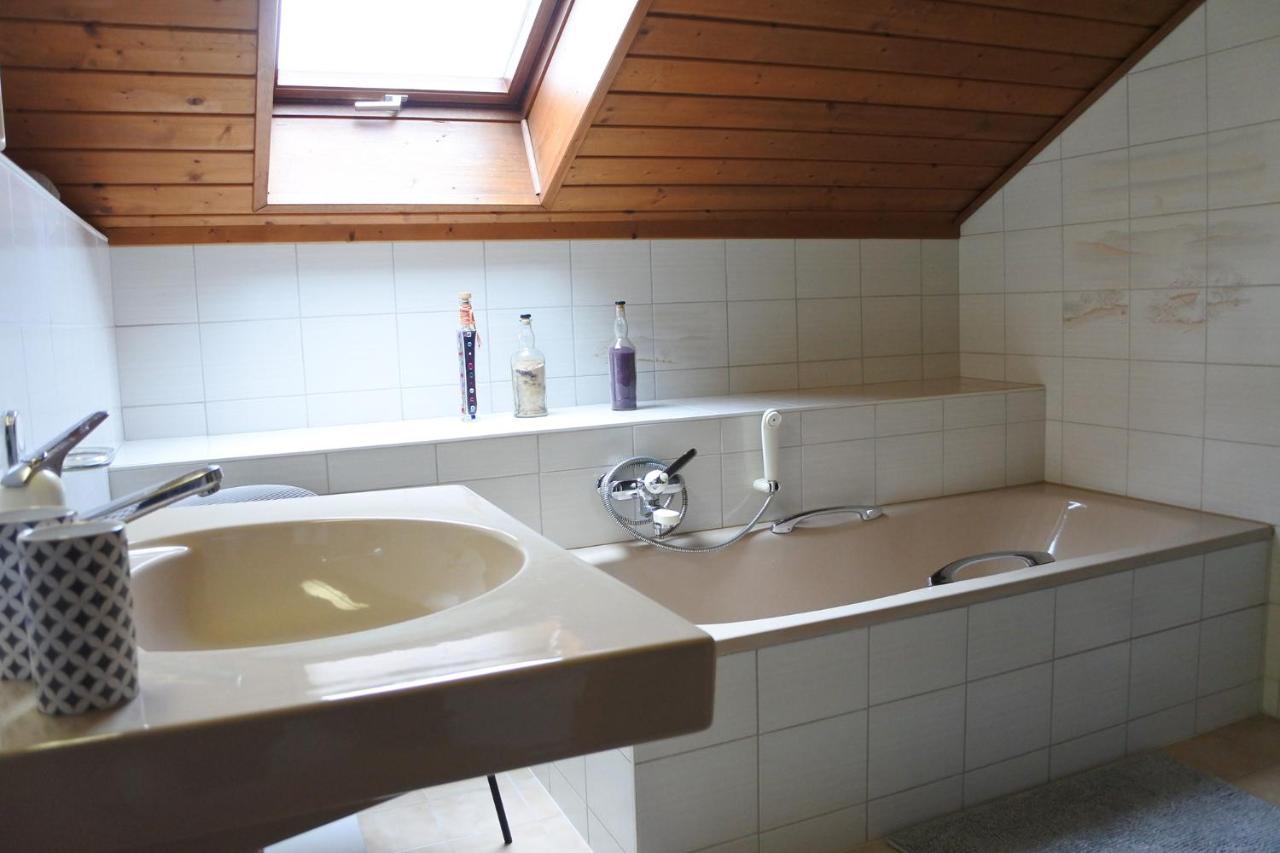 Cave Du Cep Apartment Cortaillod Bagian luar foto
