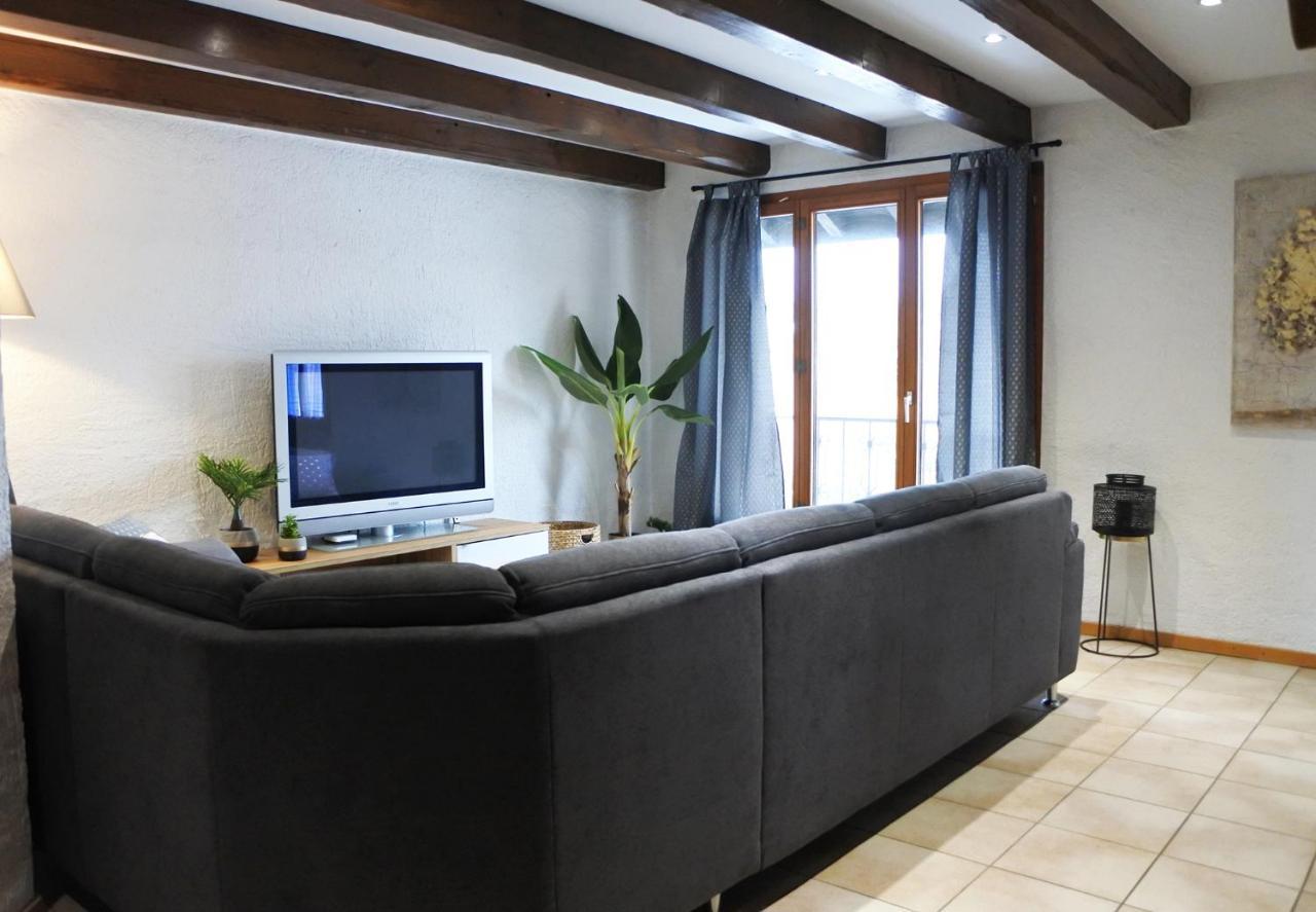 Cave Du Cep Apartment Cortaillod Bagian luar foto