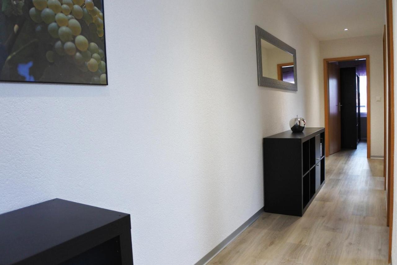Cave Du Cep Apartment Cortaillod Bagian luar foto